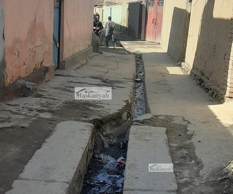 Two-floor house for sale in Chahar Qala-e Char Deh