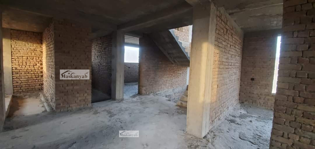 Uncompleted house for sale in Chehel Sotun, District 7