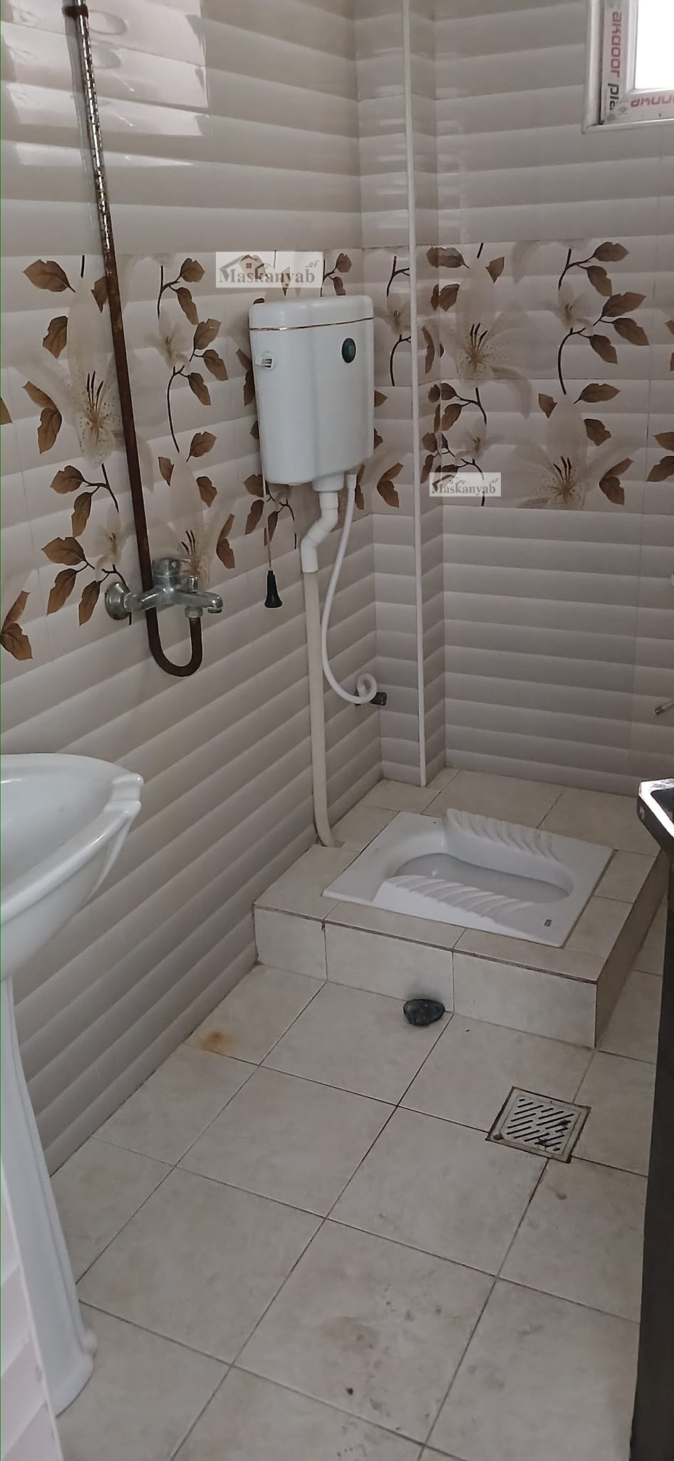 Four-room apartment for rent in Taimani Project, Kabul