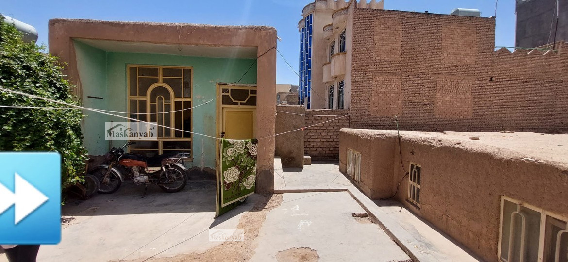 Five-room house for sale in District 9, Herat