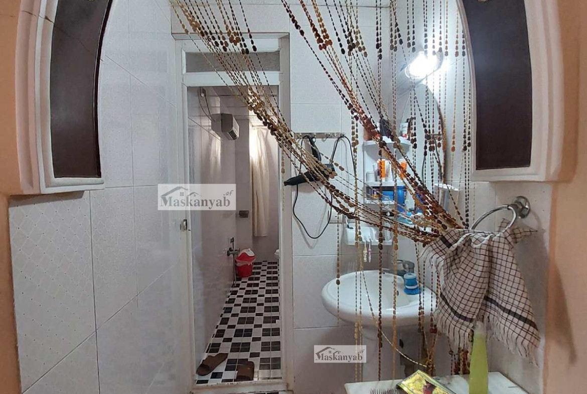 Four-floor house for sale at Pol-e Pashto Road, Herat