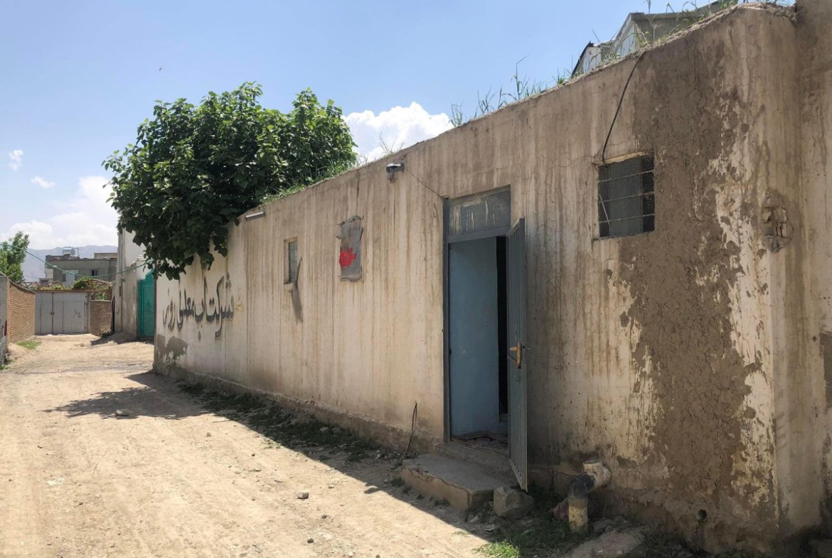 Seven rooms house for a mortgage in District 8