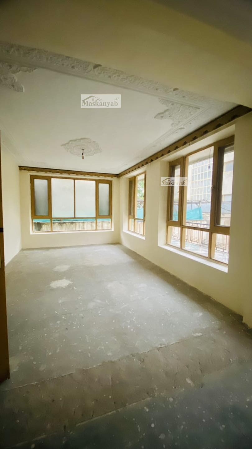 Three-floor house for rent on Fourth Street of Taimani Project