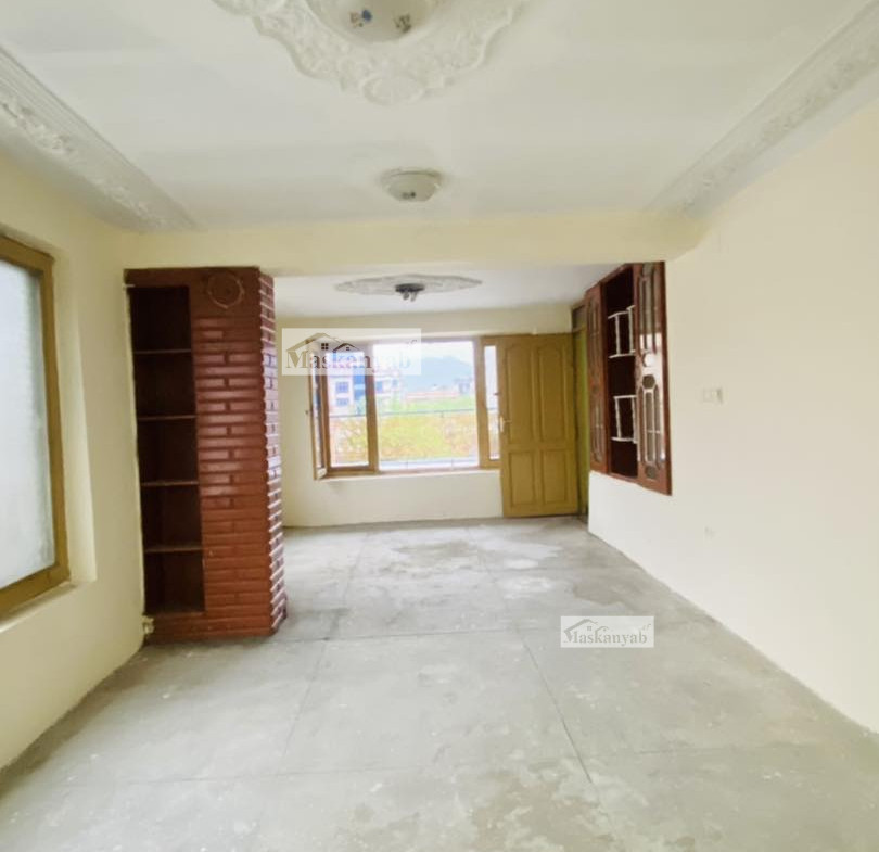 Threefloor house for rent on Fourth Street of Taimani Project