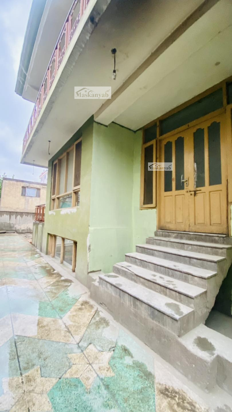 Three-floor house for rent on Fourth Street of Taimani Project