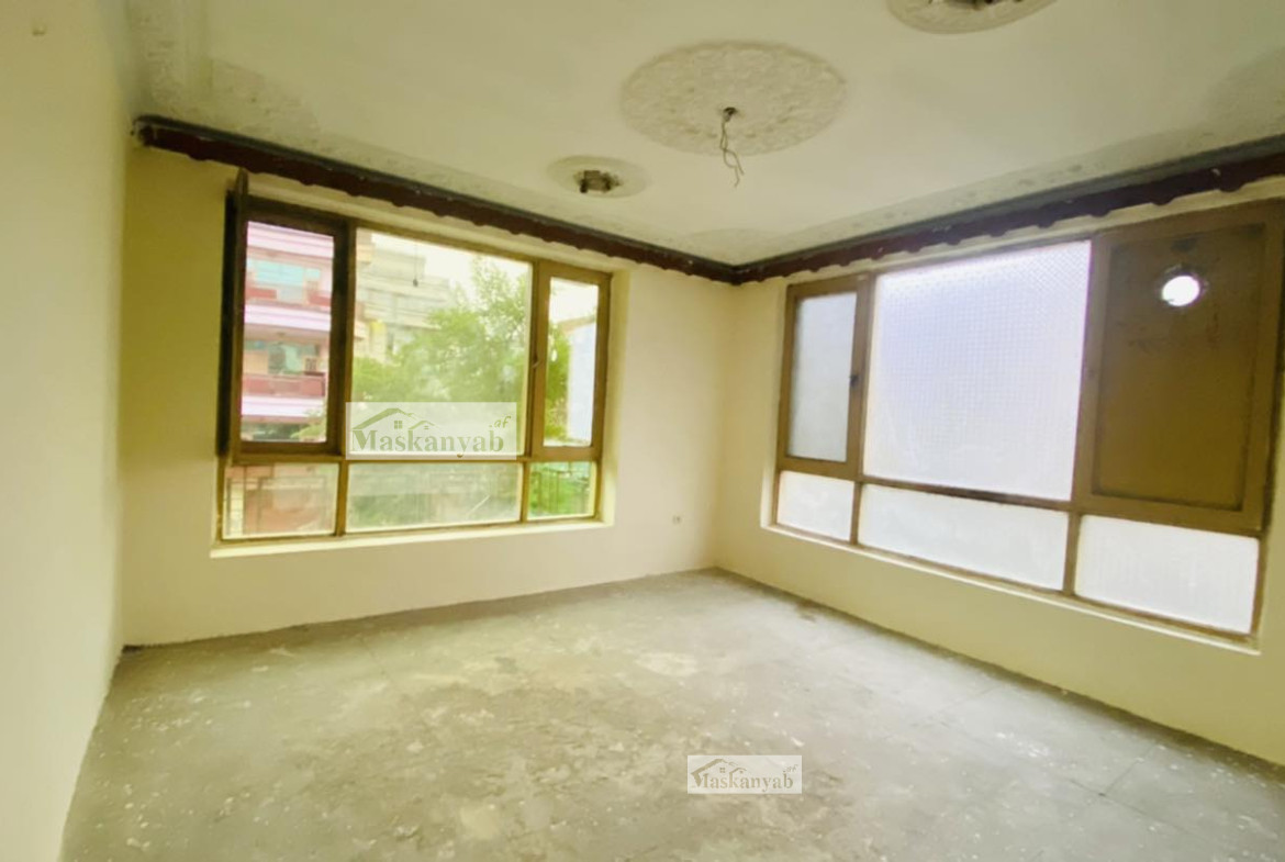Three-floor house for rent on Fourth Street of Taimani Project