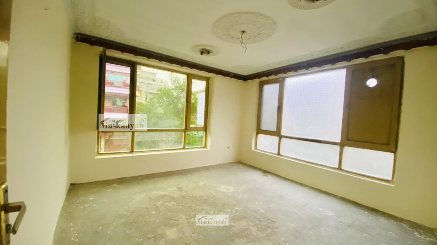 Three-floor house for rent on Fourth Street of Taimani Project