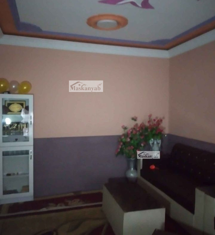 Three-floor house for sale in Karte New, Market