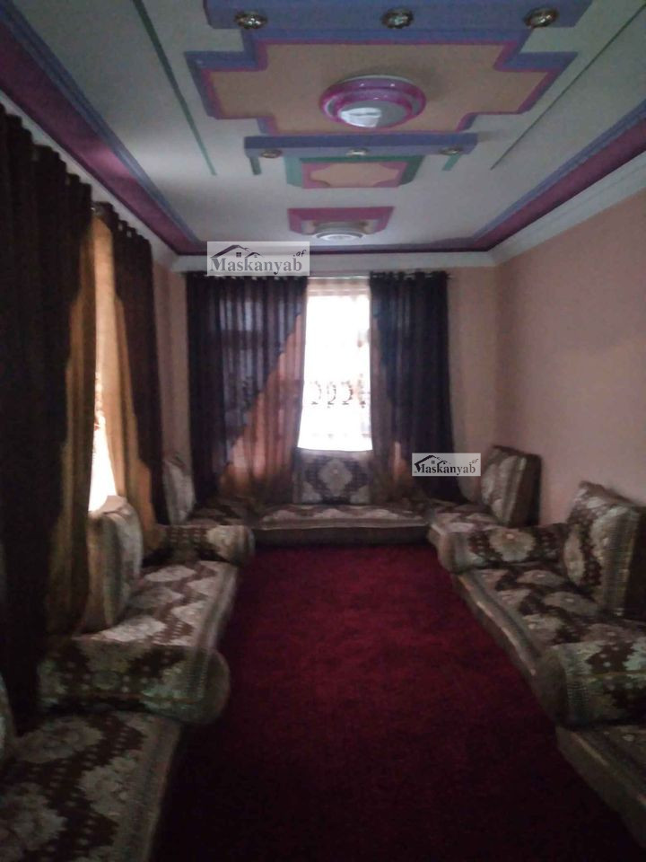Three-floor house for sale in Karte New, Market