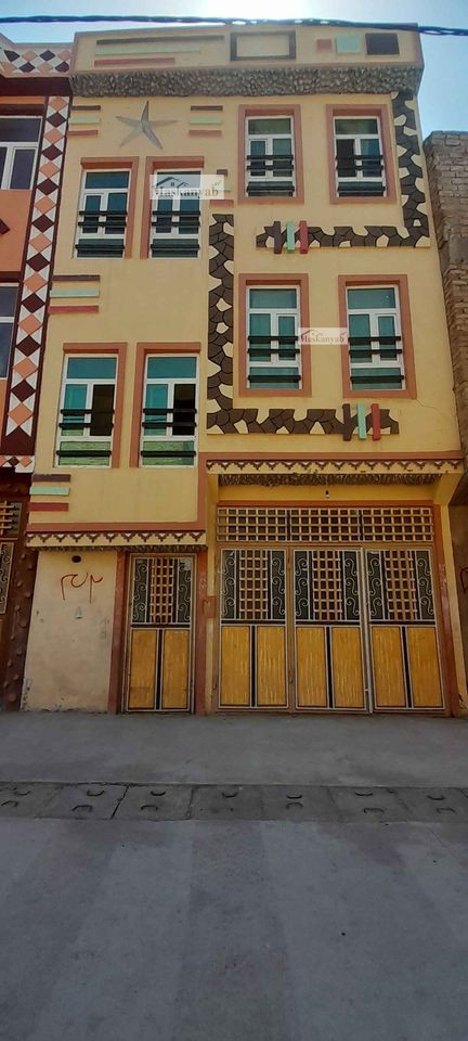 Two and half-floor house for sale in District 14