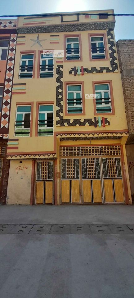 Two and half-floor house for sale in District 14