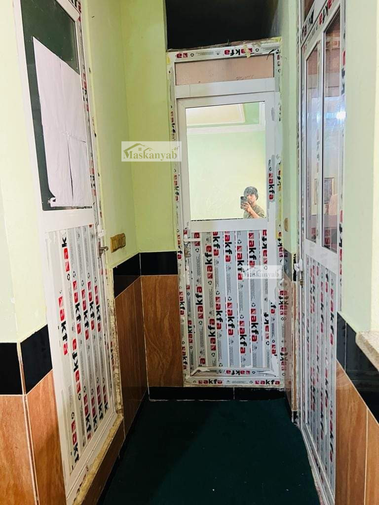 The Three-floor house is for sale in Sarak-e Pol Pashto, Herat