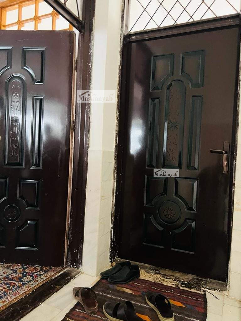 The Three-floor house is for sale in Sarak-e Pol Pashto, Herat