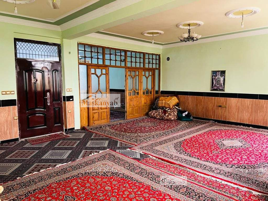 The Three-floor house is for sale in Sarak-e Pol Pashto, Herat