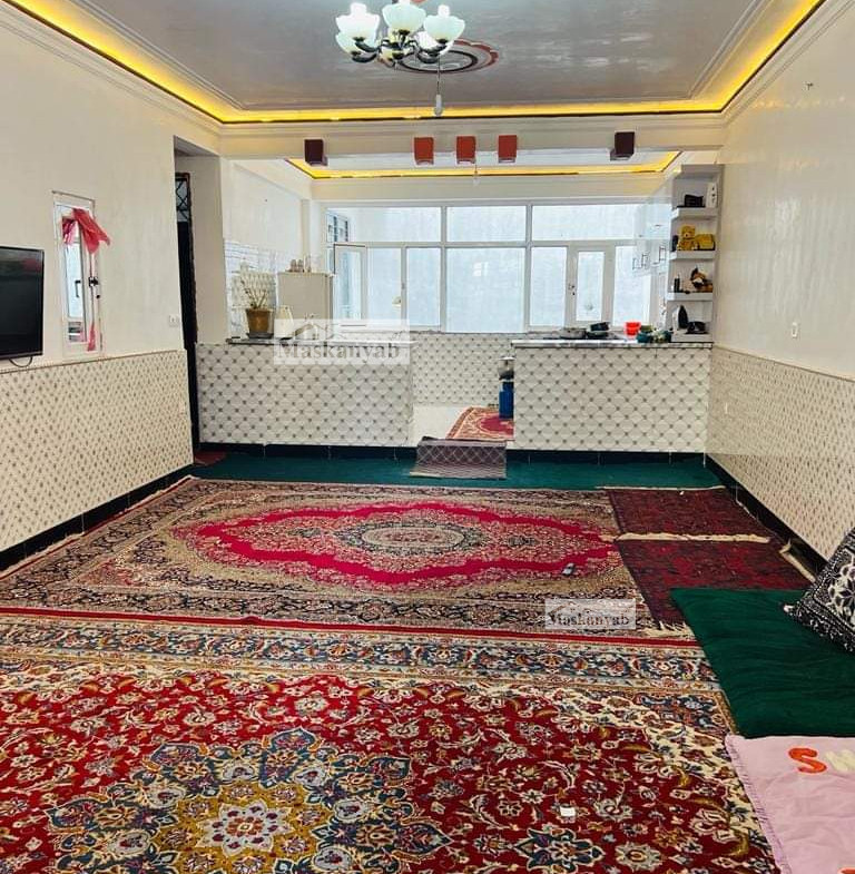 The Three-floor house is for sale in Sarak-e Pol Pashto, Herat