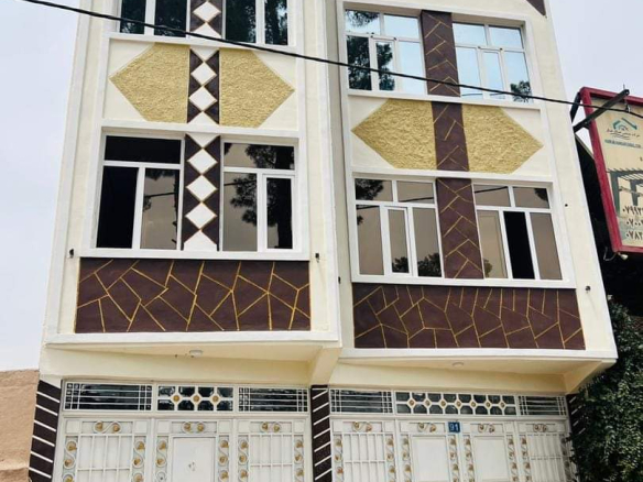The Three-floor house is for sale in Sarak-e Pol Pashto, Herat