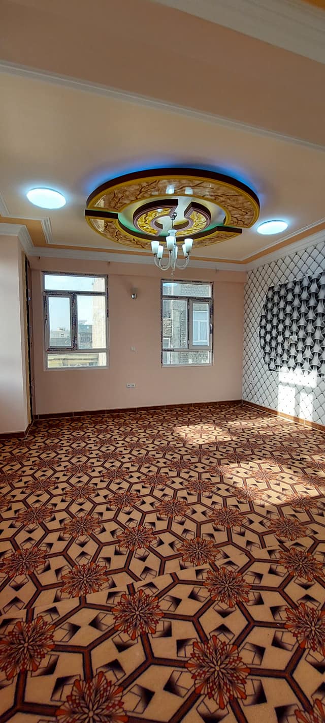 The Four and half-floor house is for sale in District 7, Herat