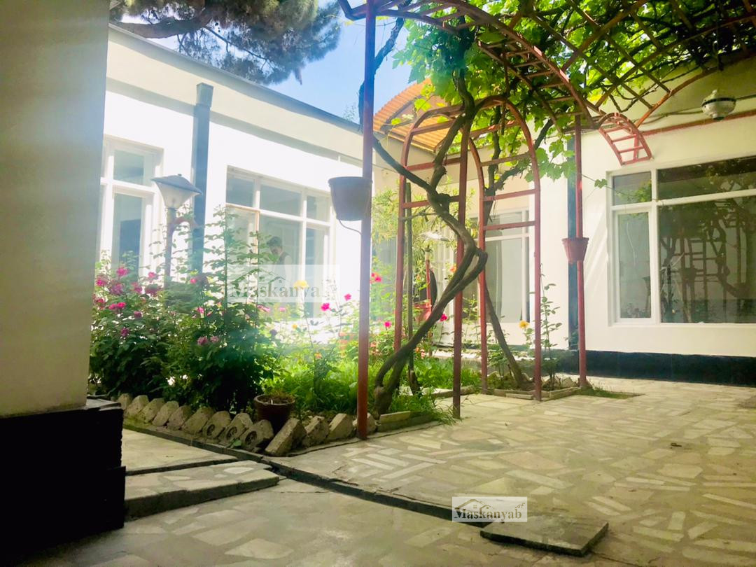 The Eight-room House is for rent in Shahr-e New, Kabul