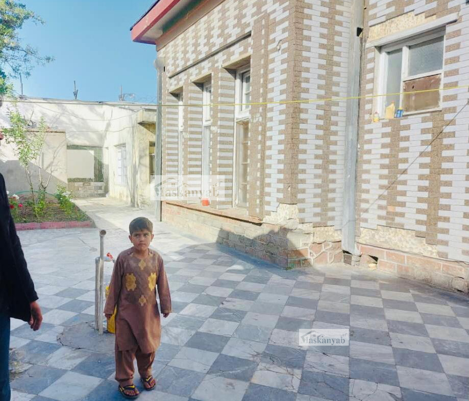 The Ten rooms house is for rent in Shahr-e New, Kabul