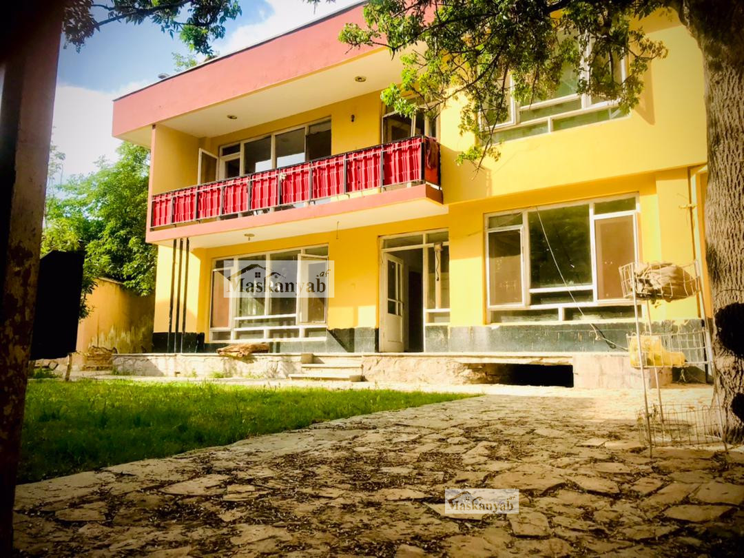 The Six-room house is for rent in Kolula Poshta, Kabul