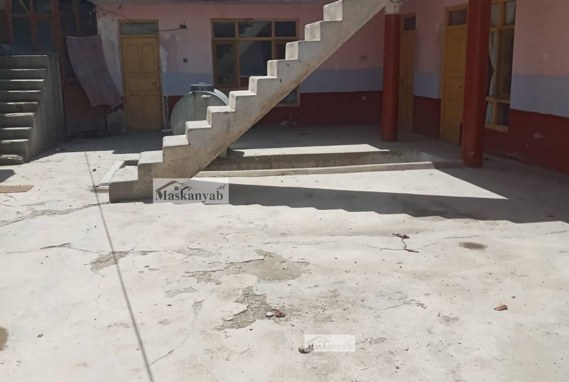 The Three-floor house is for sale in Karte New, Kabul