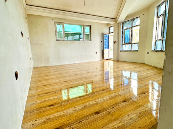 The Three-room apartment is for rent in Shahr-e New, Kabul
