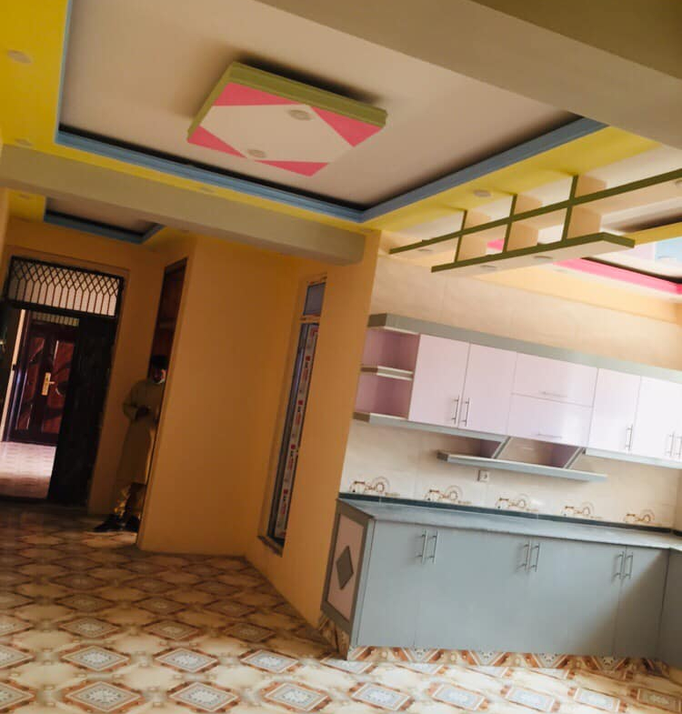 Three-room apartment for sale on the First Street of Taimani Project