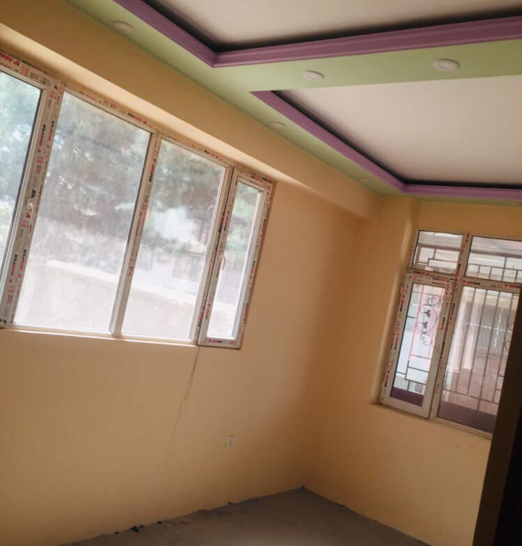 Three-room apartment for sale on the First Street of Taimani Project