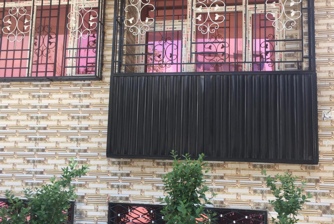 Three-room apartment for sale on the First Street of Taimani Project