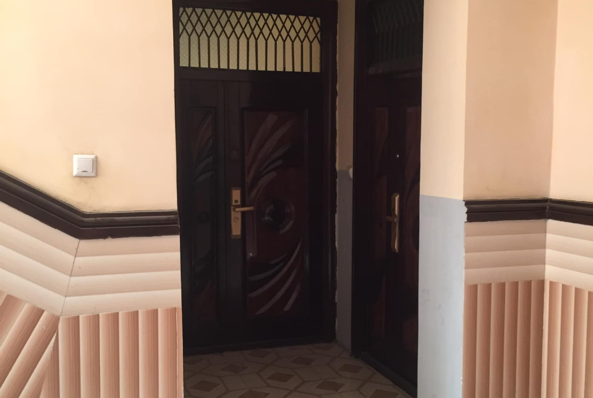 Three-room apartment for sale on the First Street of Taimani Project