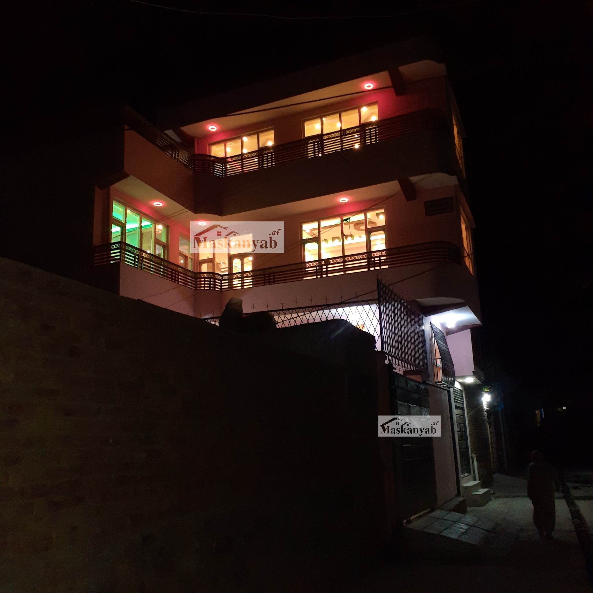 The Six-room house is for sale in District 8, Kabul