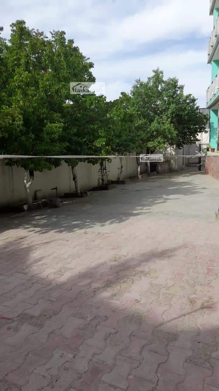 The Three floors house is for sale in Qua-e Markz, Kabul