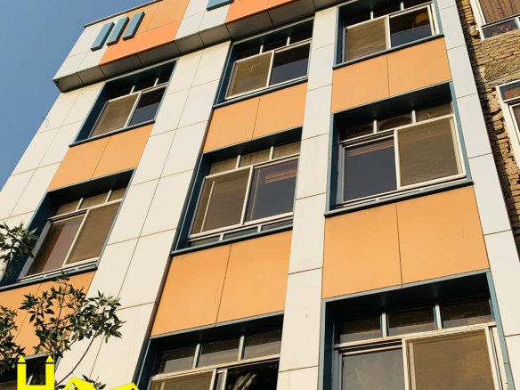 The Four and half-floor house is for sale in District 4, Herat