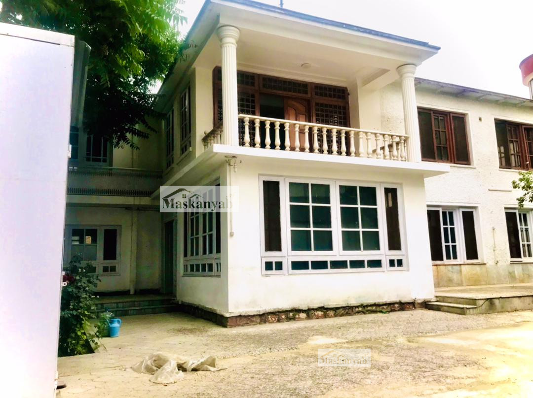 The Nine rooms house for rent in Qala-e Fatihullah, Kabu