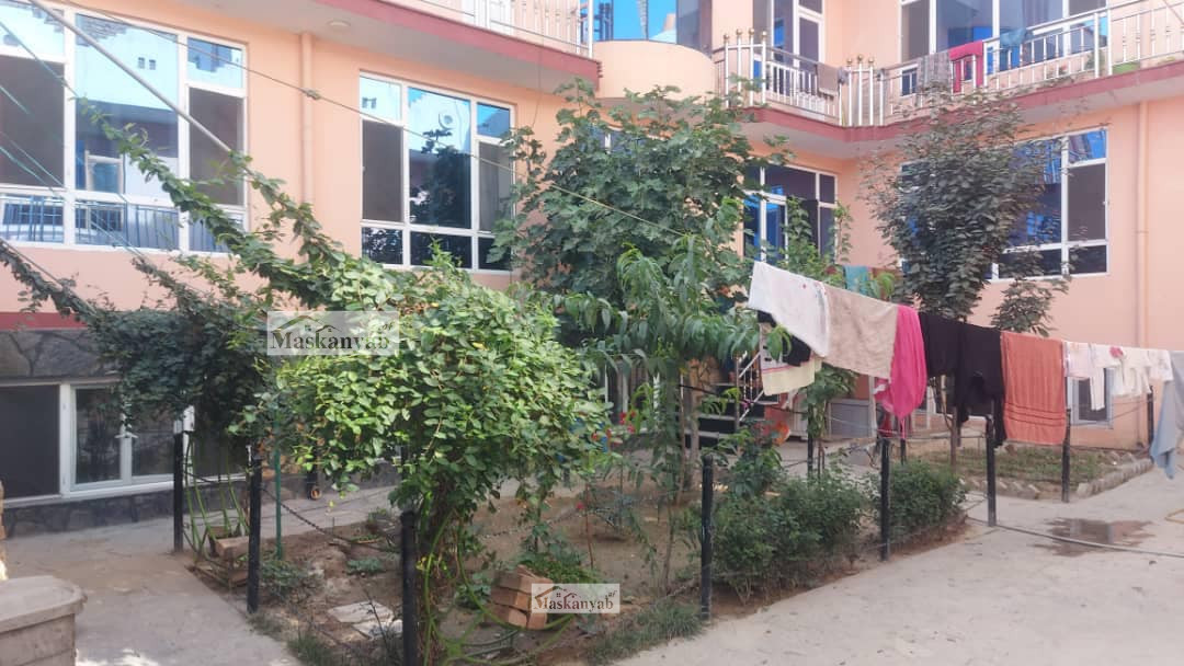 Ten rooms house for sale in Chahar Qala-e Wazir Abad