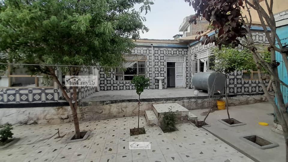 Threeroom house for sale in the West of Golden Town