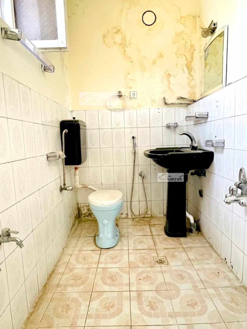 10 Rooms house for rent in Shahr-e New, Kabul
