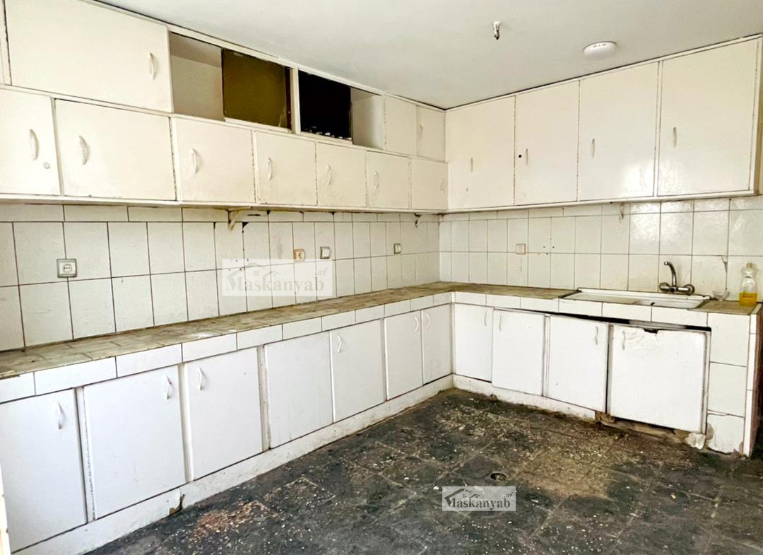 10 Rooms house for rent in Shahr-e New, Kabul