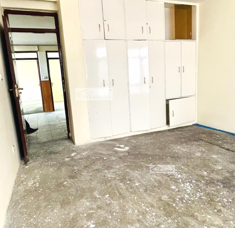 10 Rooms house for rent in Shahr-e New, Kabul
