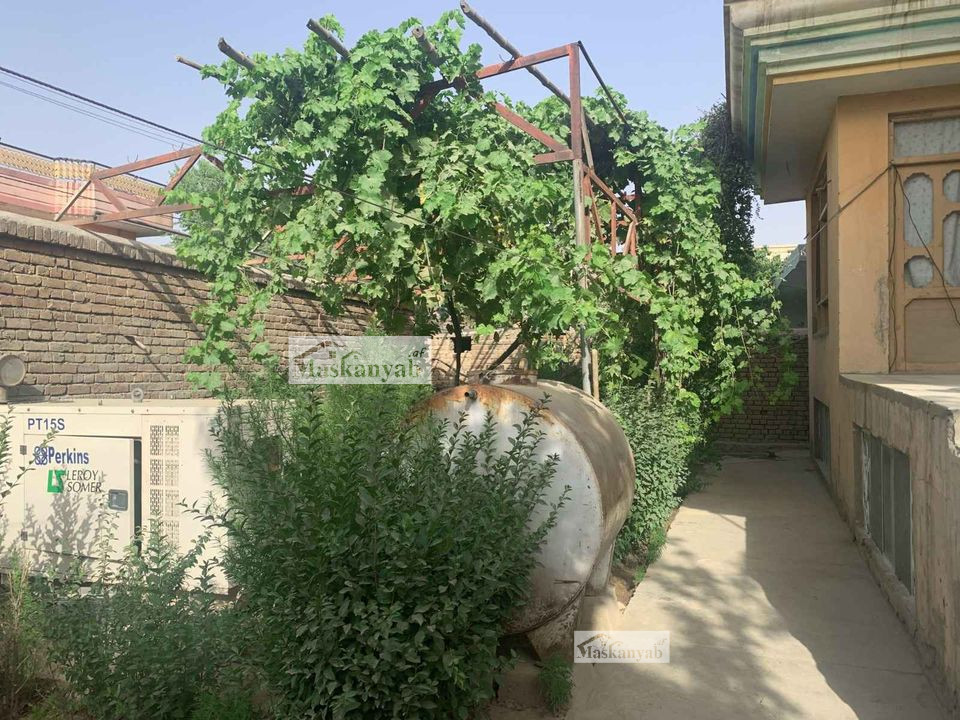 Four-floor building for sale in Kotal-e Khair Khana, Kabul
