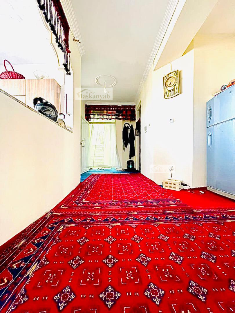 Four-room apartment for sale urgently in Old Taimani Square