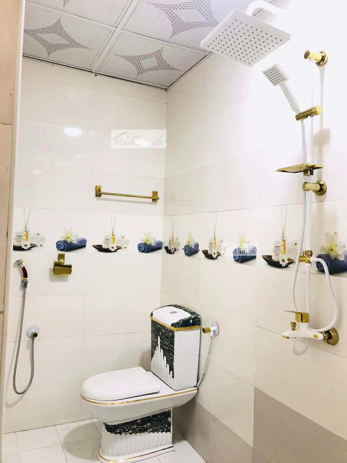 Modern apartment for sale in front of Arg Hotel