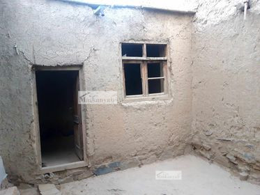 Old house for sale in Chehel Sotun, Kabul