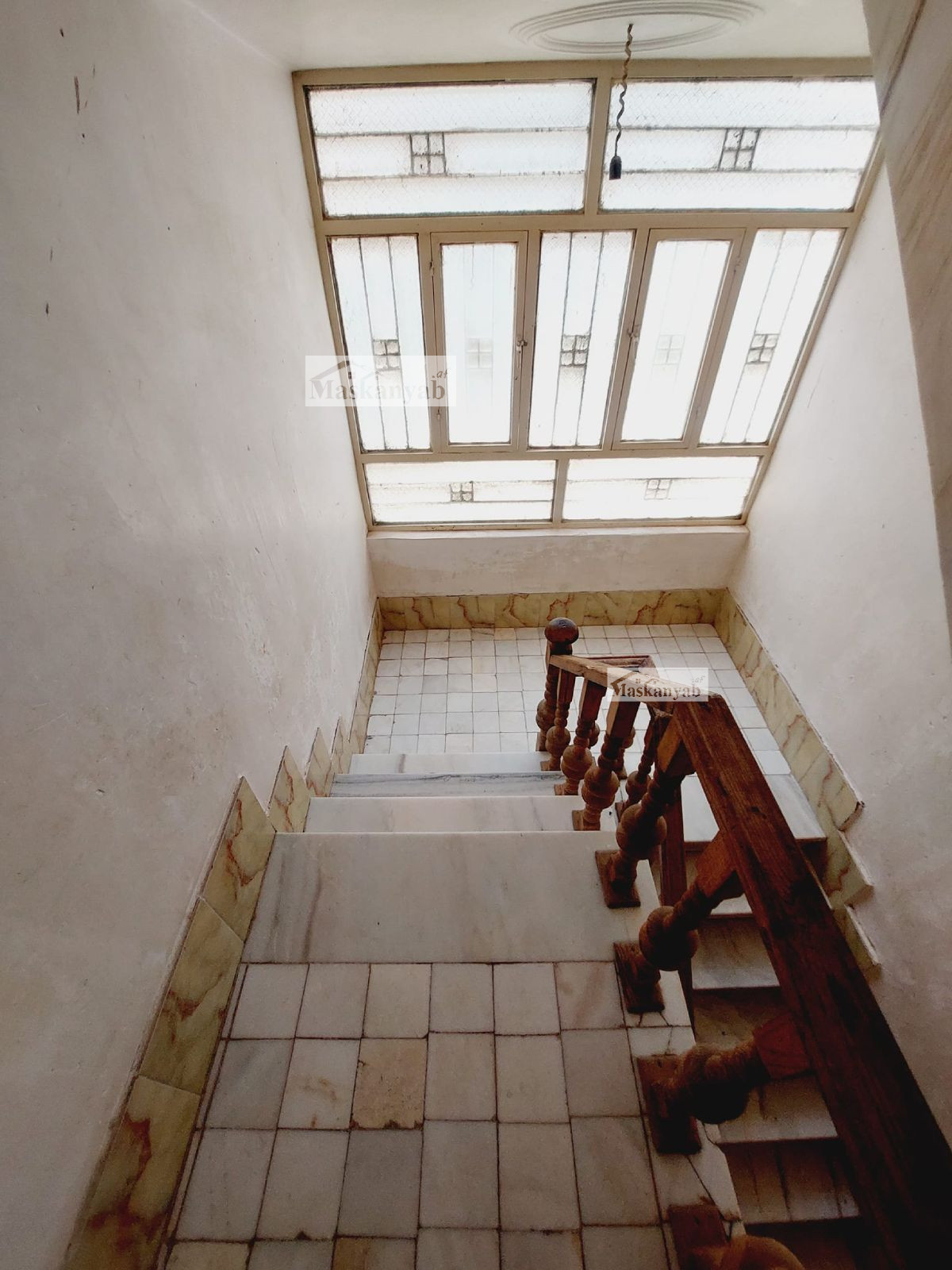 Three and half-floor house for sale in District 9