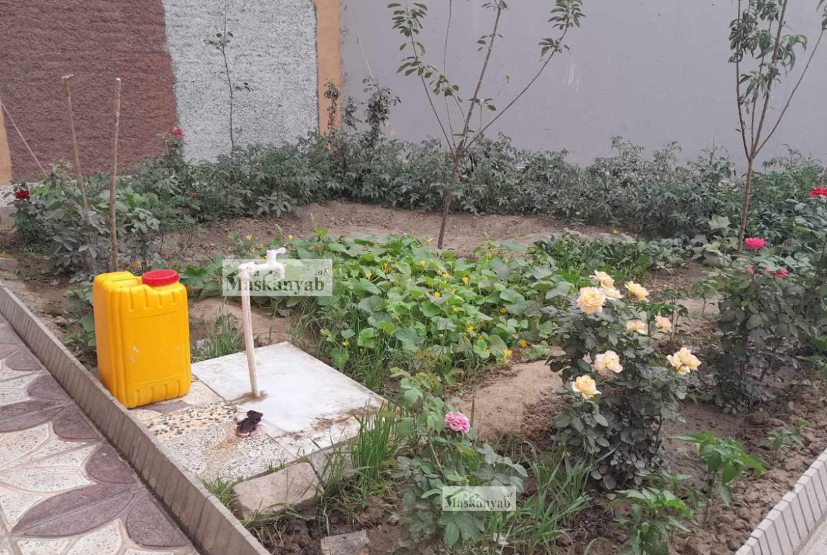 Three-floor house for sale in Company, Kabul