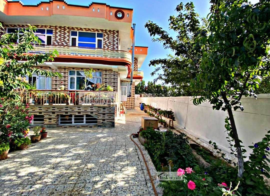 Three-floor house for sale in District 17, Kabul