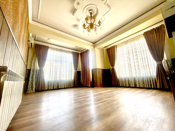 Three-room, VIP, Apartment for rent in Shahr-e New
