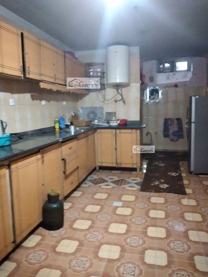 Three-room house for sale urgently in Karte New