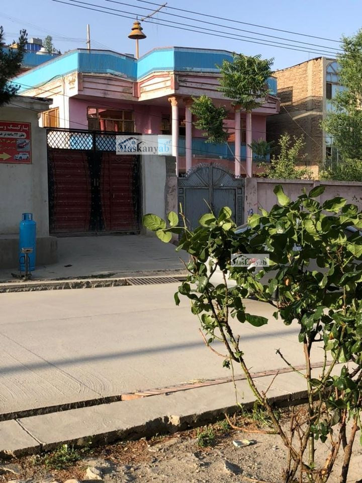Two and half-floor house for sale in District 8, Kabul