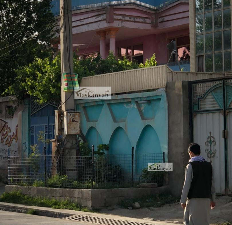Two and half-floor house for sale in District 8, Kabul